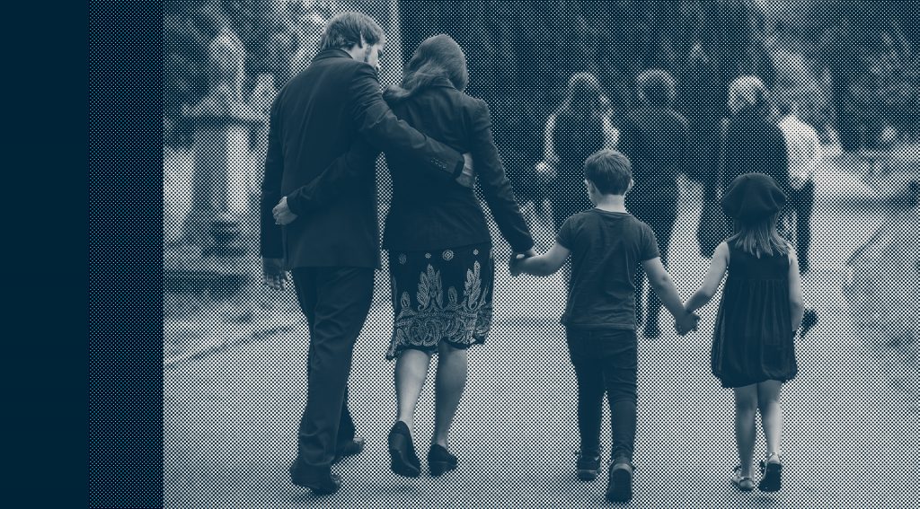 e giusto portare i bambini ai funerali